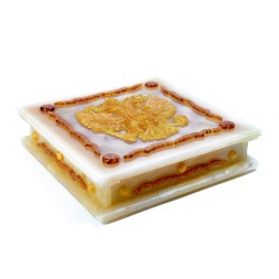 Шахматы из Янтаря